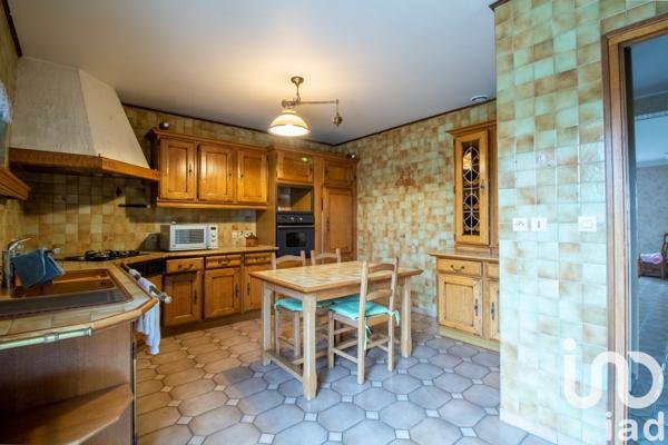 Pavillon 6 pièces de 130 m² à Villeparisis (77270)