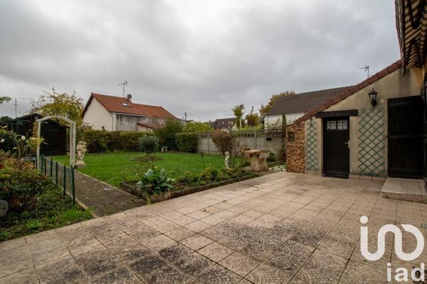 Pavillon 6 pièces de 130 m² à Villeparisis (77270)