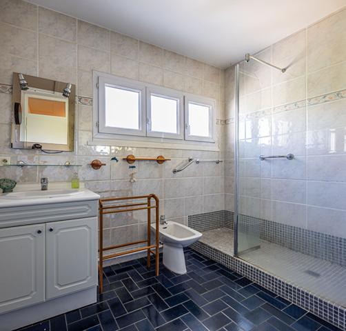 Maison à vendre à Lagord - 5 pièces, 4 chambres