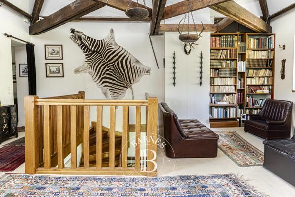 La Ferté-Saint-Aubin, Propriété 7 Chambres -  615 m² à vendre