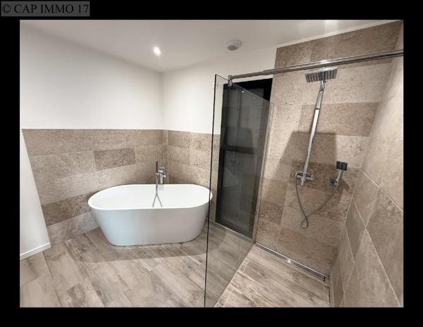 Maison de 129 m² en vente à AXE LA ROCHELLE - NIORT