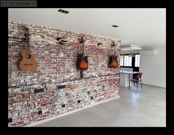 Maison de 129 m² en vente à AXE LA ROCHELLE - NIORT