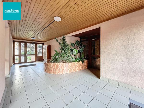 ANNECY (secteur Cran Gevrier) _ Spacieux appartement 2 pièces de 53,20 m², avec balcons et cave, à vendre