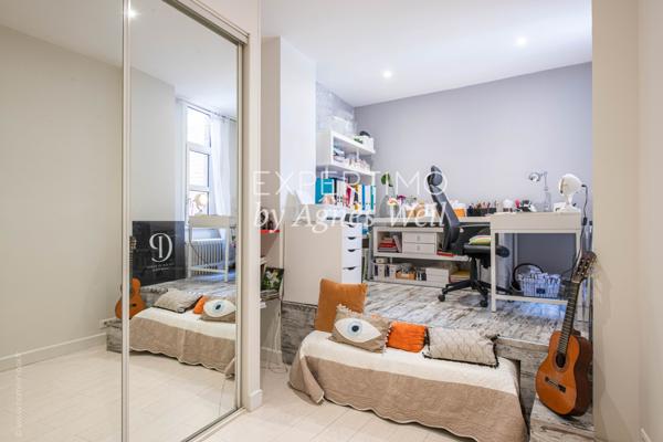 Neuilly-sur-Seine (92200) NEUILLY-SUR-SEINE - PROXIMITÉ ILE DE LA JATTE. MAGNIFIQUE LOFT TRIPLEX 7 PIECES 4 CHAMBRES