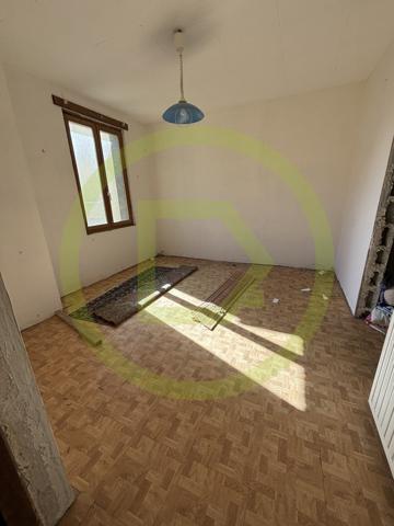 Immeuble à CHENERAILLES (23130)