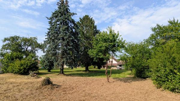 Maison individuelle avec dépendances
