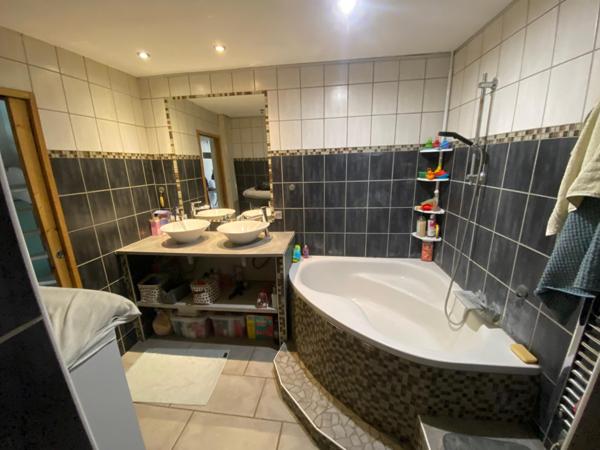 Appartement 75 m² centre Romans