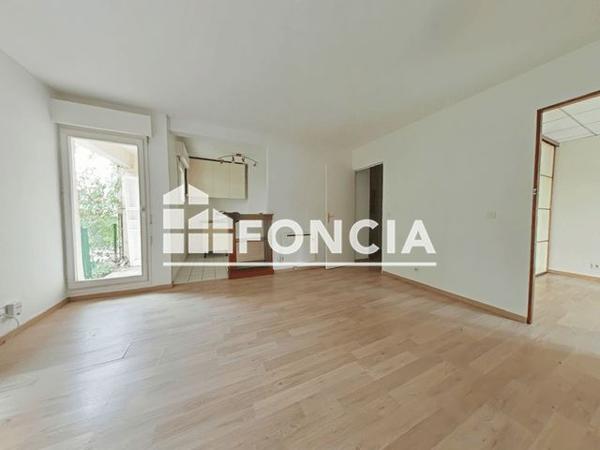 Location Appartement 2 pièces 48 m² - RESIDENCE LE RICHELIEU 2 ALLEE HENRI MATISSE Chilly Mazarin 91380