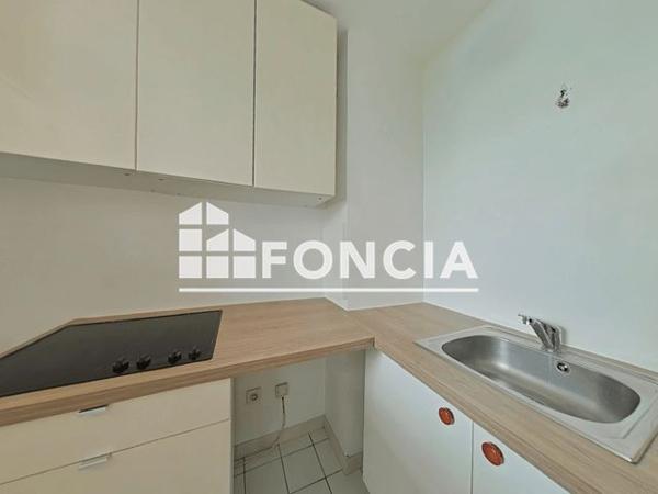 Location Appartement 2 pièces 48 m² - RESIDENCE LE RICHELIEU 2 ALLEE HENRI MATISSE Chilly Mazarin 91380