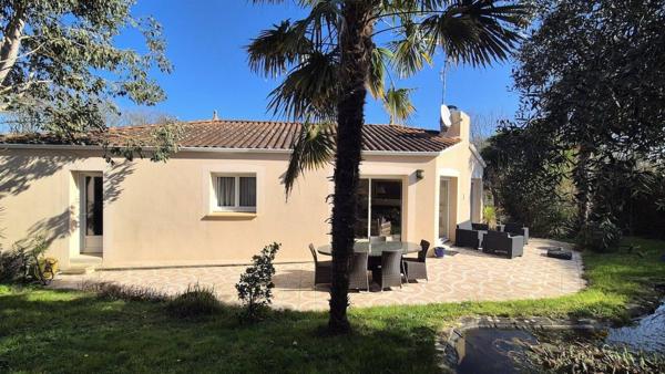 Maison à vendre 8 pièces de 204 m²