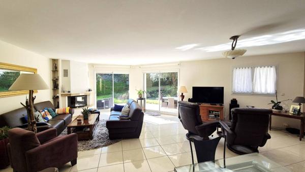 Maison à vendre 8 pièces de 204 m²