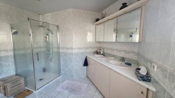 Maison à vendre 8 pièces de 204 m²
