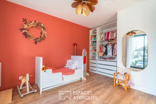 Maison contemporaine avec piscine et garage