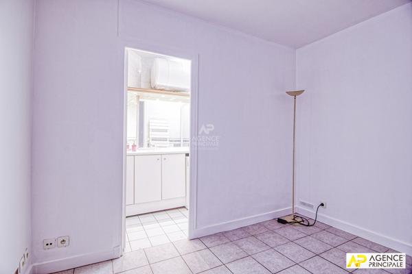 Versailles Notre Dame Appartement 2 pièces 35 m2 €265 000 ** - Référence 25927