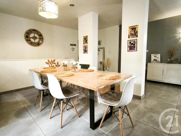 Maison à vendre  8 pièces - 200 m2 SIMIANE COLLONGUE - 13