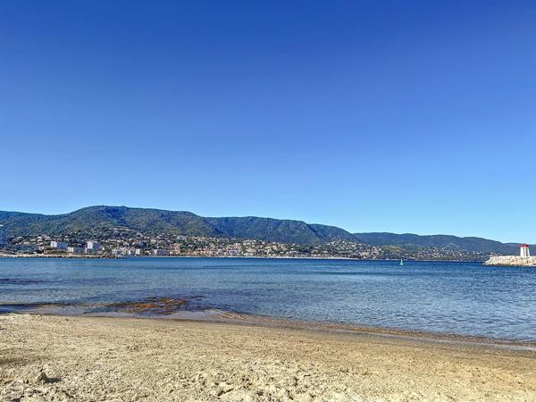 À vendre - T2, 2 pièces situé à Bormes-les-Mimosas (83230)