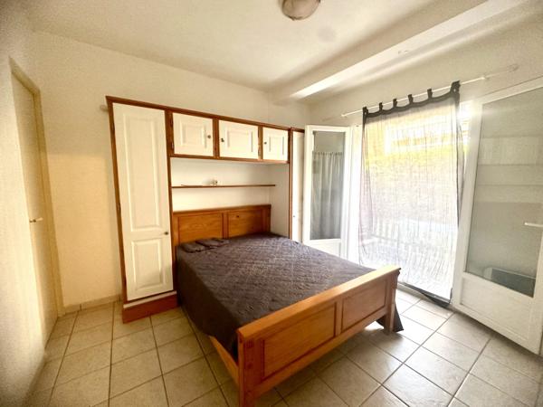 À vendre - T2, 2 pièces situé à Bormes-les-Mimosas (83230)