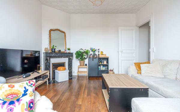 Appartement à vendre    2 pièces • 40 m2 Maisons-Alfort