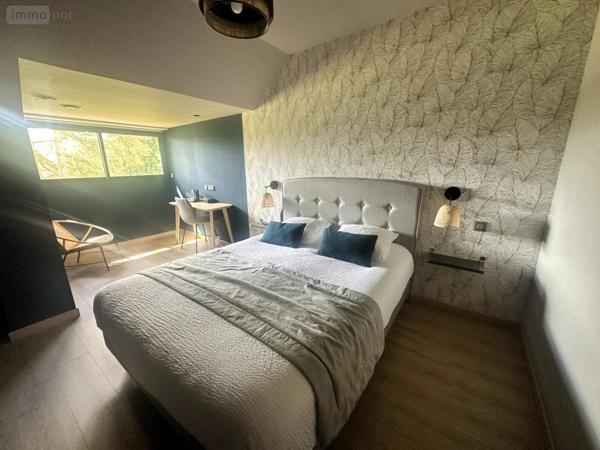 Fonds et/ou murs commerciaux à vendre à Anglards-de-Saint-Flour dans le Cantal (15100), ref : 15046-51