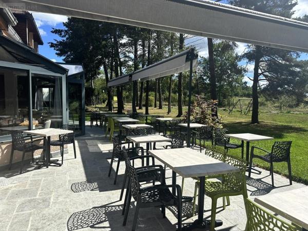 Fonds et/ou murs commerciaux à vendre à Anglards-de-Saint-Flour dans le Cantal (15100), ref : 15046-51