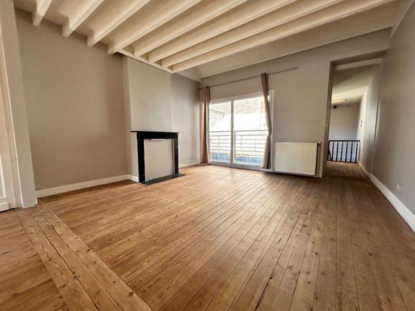 A VENDRE : T2 à LILLE • Vieux lille • 275 000 € FAI • Réf. 2024