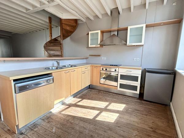 A VENDRE : T2 à LILLE • Vieux lille • 275 000 € FAI • Réf. 2024