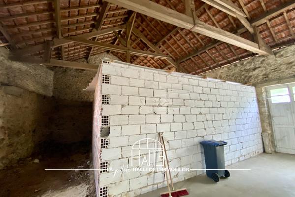 Maison
         8 pièces
        - 182 m² 44 500 € *