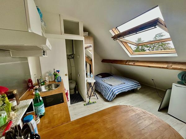 Appartement Nantes 1 pièce(s) 20.31 m2 CARREZ et 35,32 m² au sol