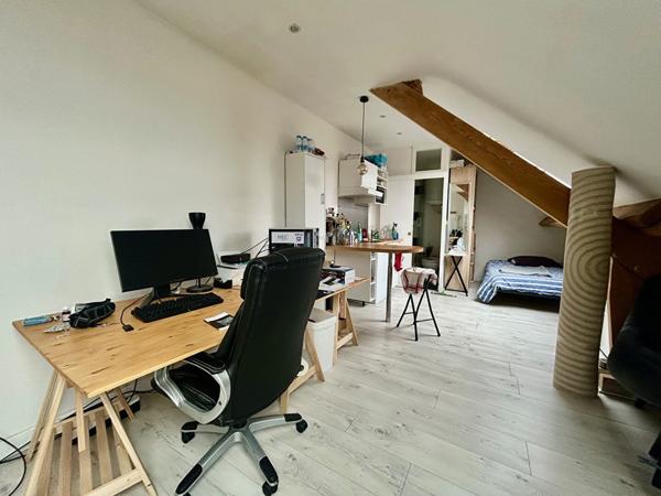 Appartement Nantes 1 pièce(s) 20.31 m2 CARREZ et 35,32 m² au sol