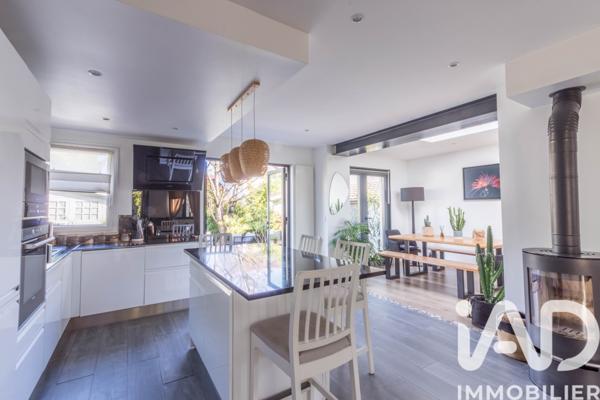 Maison à vendre 5 pièces 101 m² Houilles