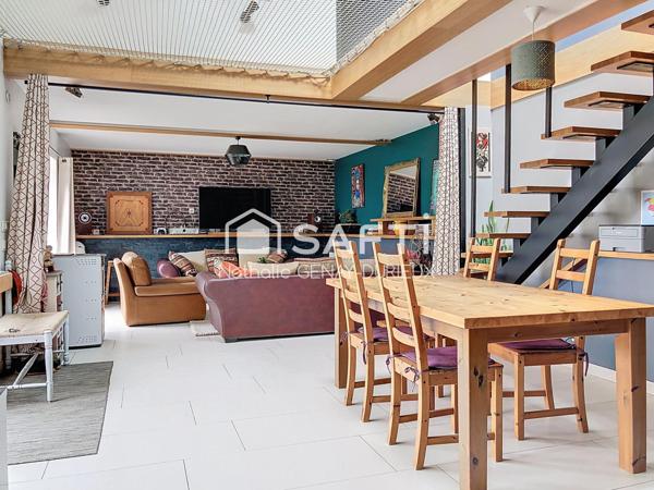 Maison de ville T7 - 4 chambres avec dépendance de 48 m2