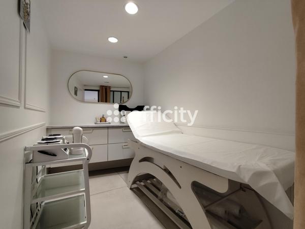 Fonds De Commerce - 50 m²