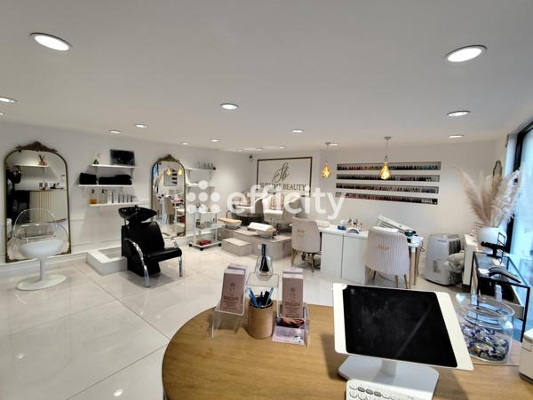 Fonds De Commerce - 50 m²