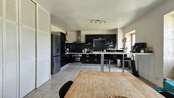 Virignin - Appartement - 3 pièce(s)  73m² - garage et jardin