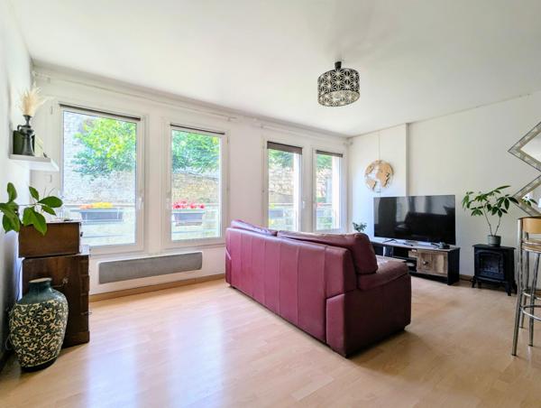 Joli F2 avec parking en centre-ville