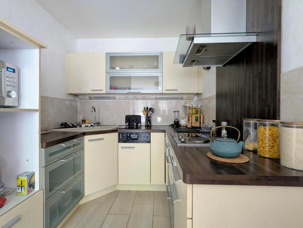 Joli F2 avec parking en centre-ville