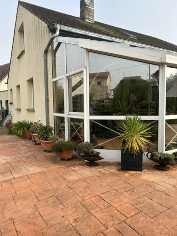 DIJON EIFFEL : MAISON 4 CHAMBRES - VERANDA - GARAGE - GRAND TERRAIN