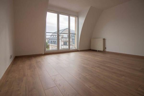 Appartement à louer    3 pièces •  Cergy