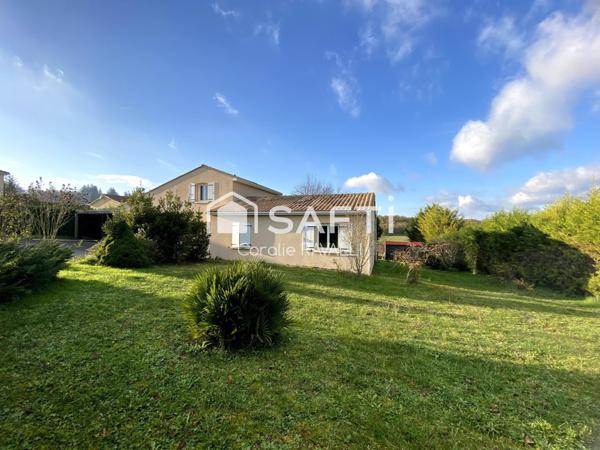 Beaux volumes, extérieur soigné, aucun vis-à-vis : découvrez une maison prête à accueillir votre famille.