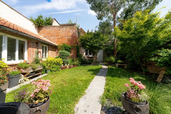 Maison à vendre 14 pièces 317m² Douai (59500)