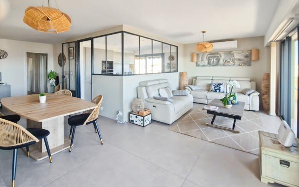 Appartement à vendre    4 pièces • 99,75 m2 Saint-Laurent-du-Var