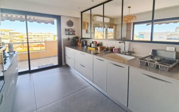 Appartement à vendre    4 pièces • 99,75 m2 Saint-Laurent-du-Var