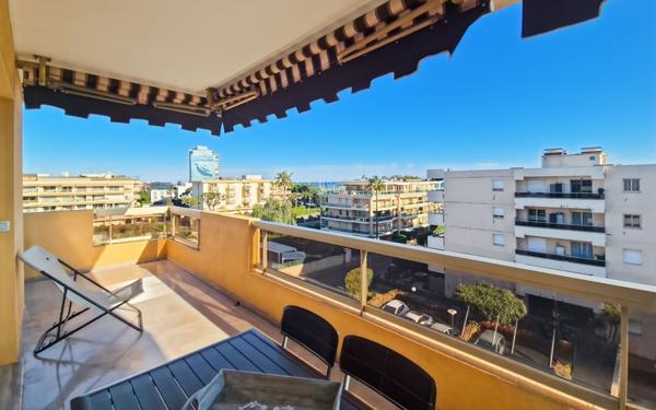 Appartement à vendre    4 pièces • 99,75 m2 Saint-Laurent-du-Var