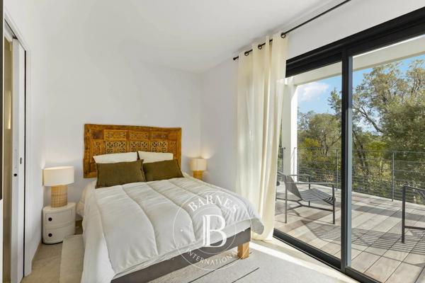 Porto-Vecchio, Villa 7 Chambres -  260 m² à vendre