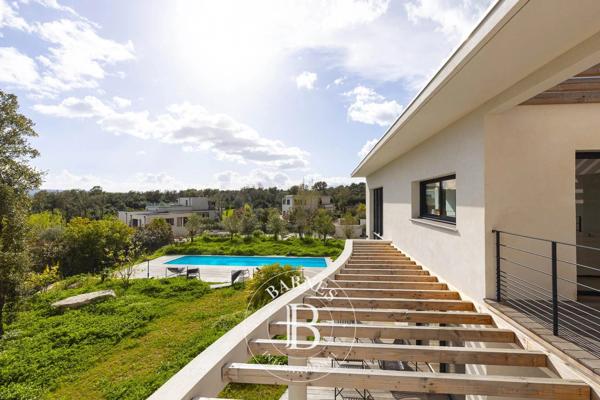 Porto-Vecchio, Villa 7 Chambres -  260 m² à vendre