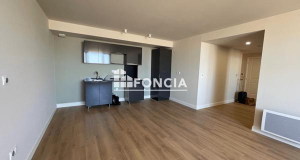 Location Appartement 3 pièces 70.98 m² - Poitiers 86000