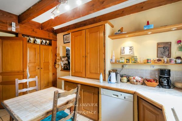 Propriete à vendre 6 pièces proche de REVEL (31)