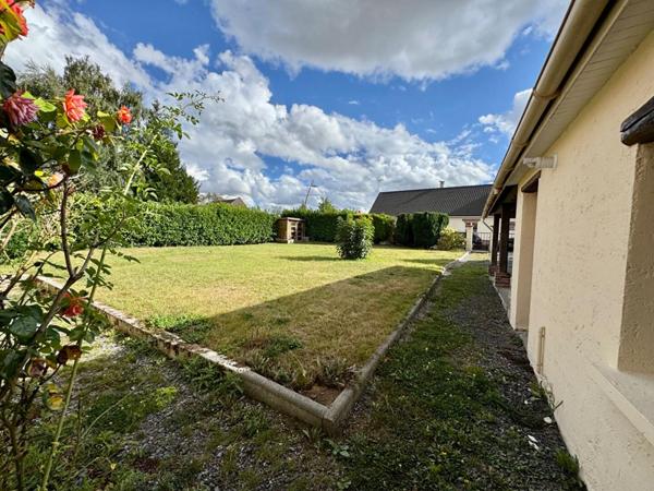 Très belle  Longère  de 129m2 , 3 chambres , grand jardin  GLISY (10mn d'Amiens )