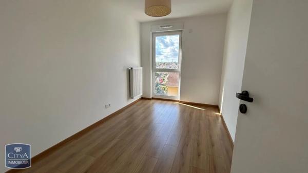 Appartement à louer 4 pièces 83m² Illzach (68110)