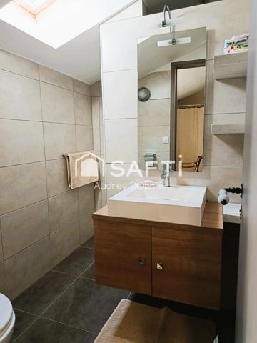 07110 : Mas authentique avec piscine et jardin de 3000 m²